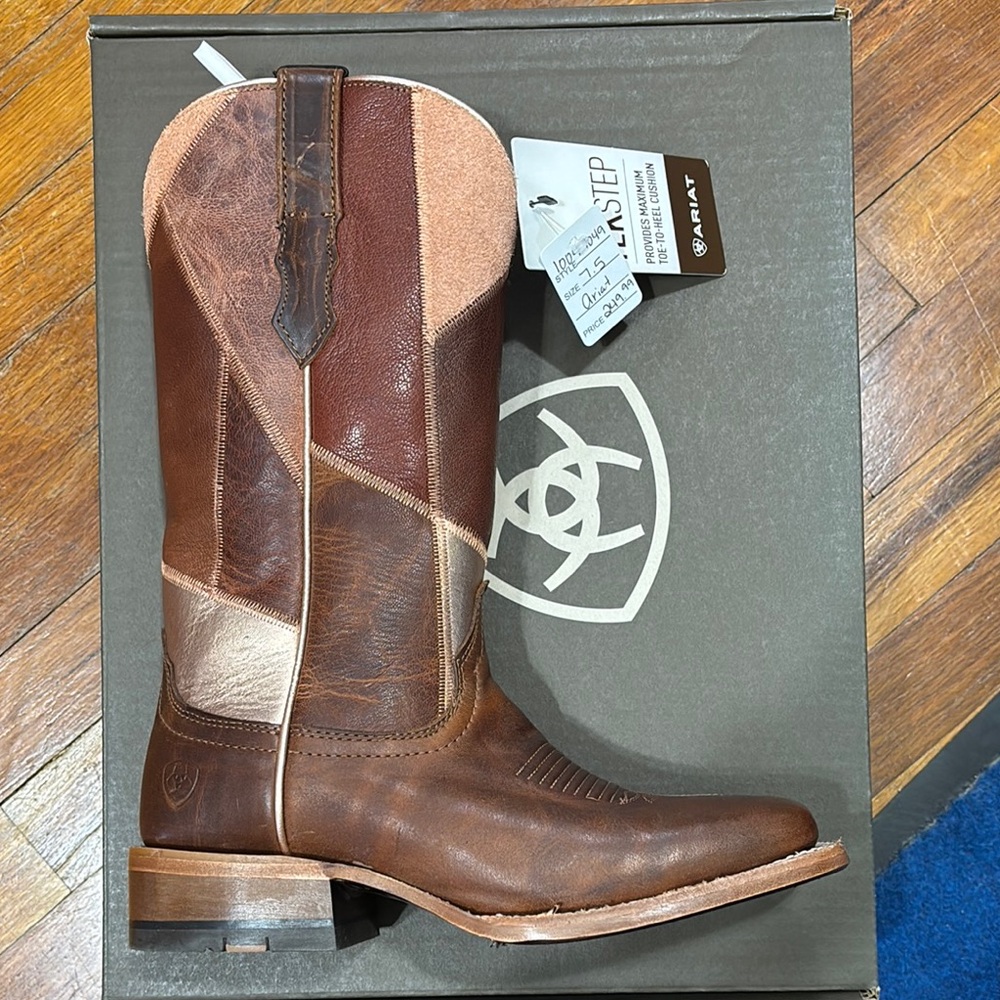 Ariat Brown Heeled Boots with Square Toe and Leather Finish